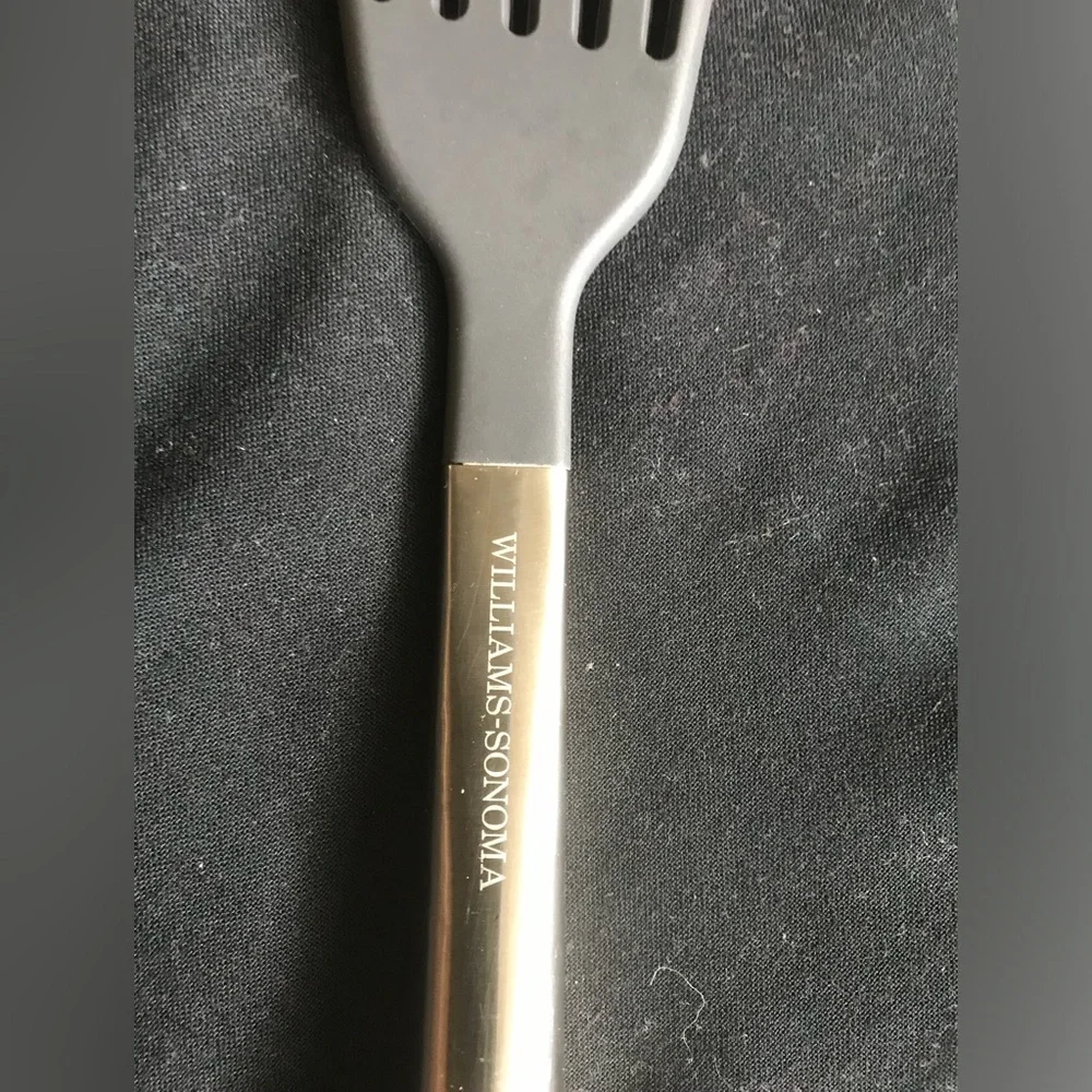 Williams-Sonoma Nylon Slotted Turner